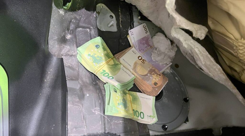 1. devize u sedistu na Horgosu