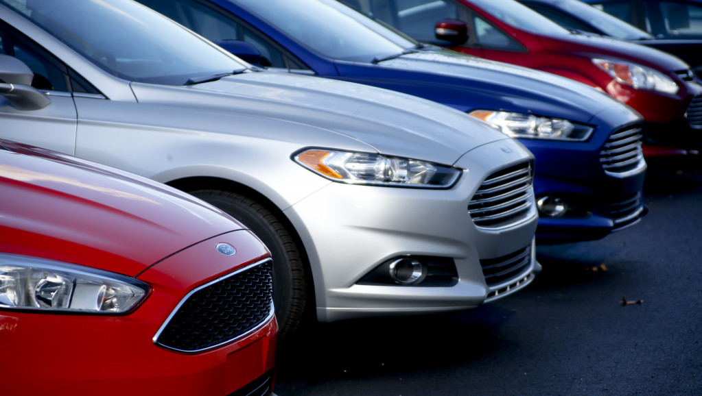 Pošta ponudila 174 rashodovana vozila - cene od 150 do 5.000 evra