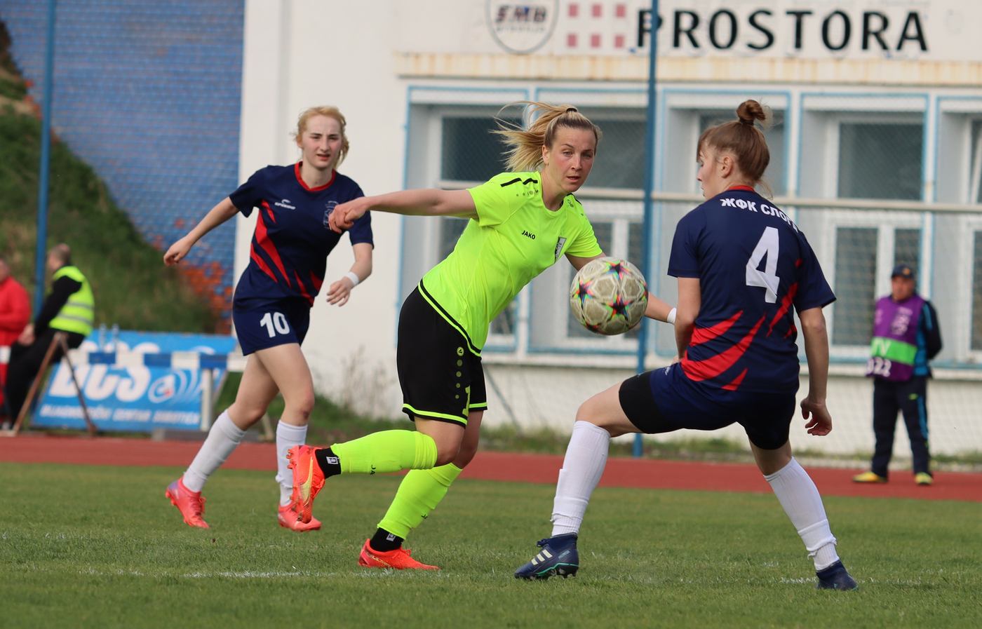 Ubedljive fudbalerke Spartaka protiv Sloge