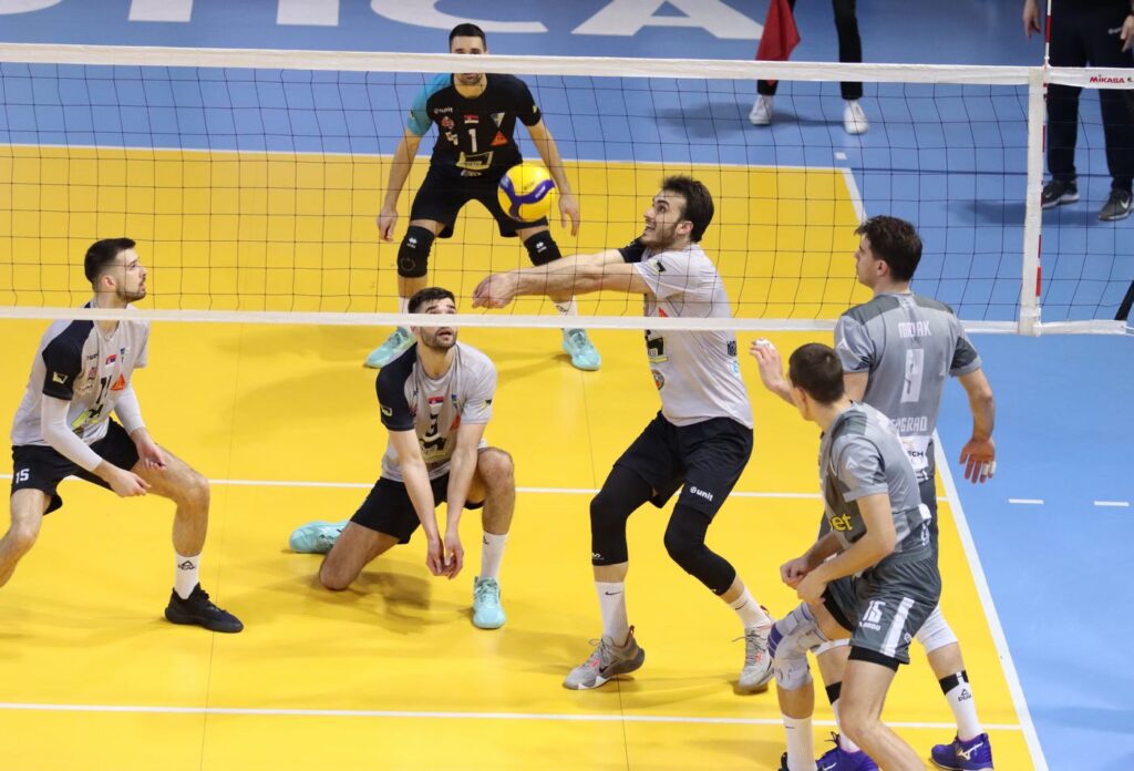 Odbojkaši Spartaka nadigrali Partizan