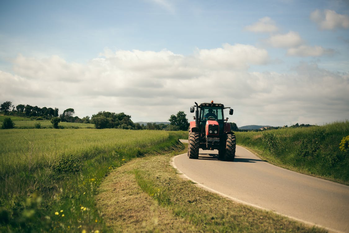 MUP apeluje na oprez: Od početka godine poginulo pet vozača traktora