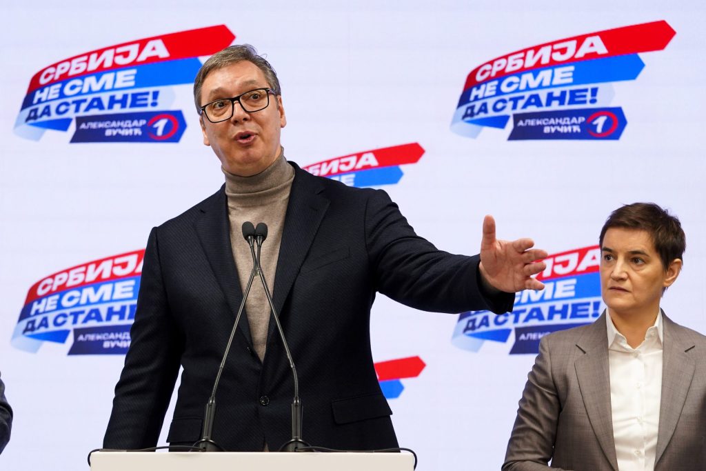 Vučić: Za godinu i po dana prosečna plata u Srbiji biće 1.000 evra