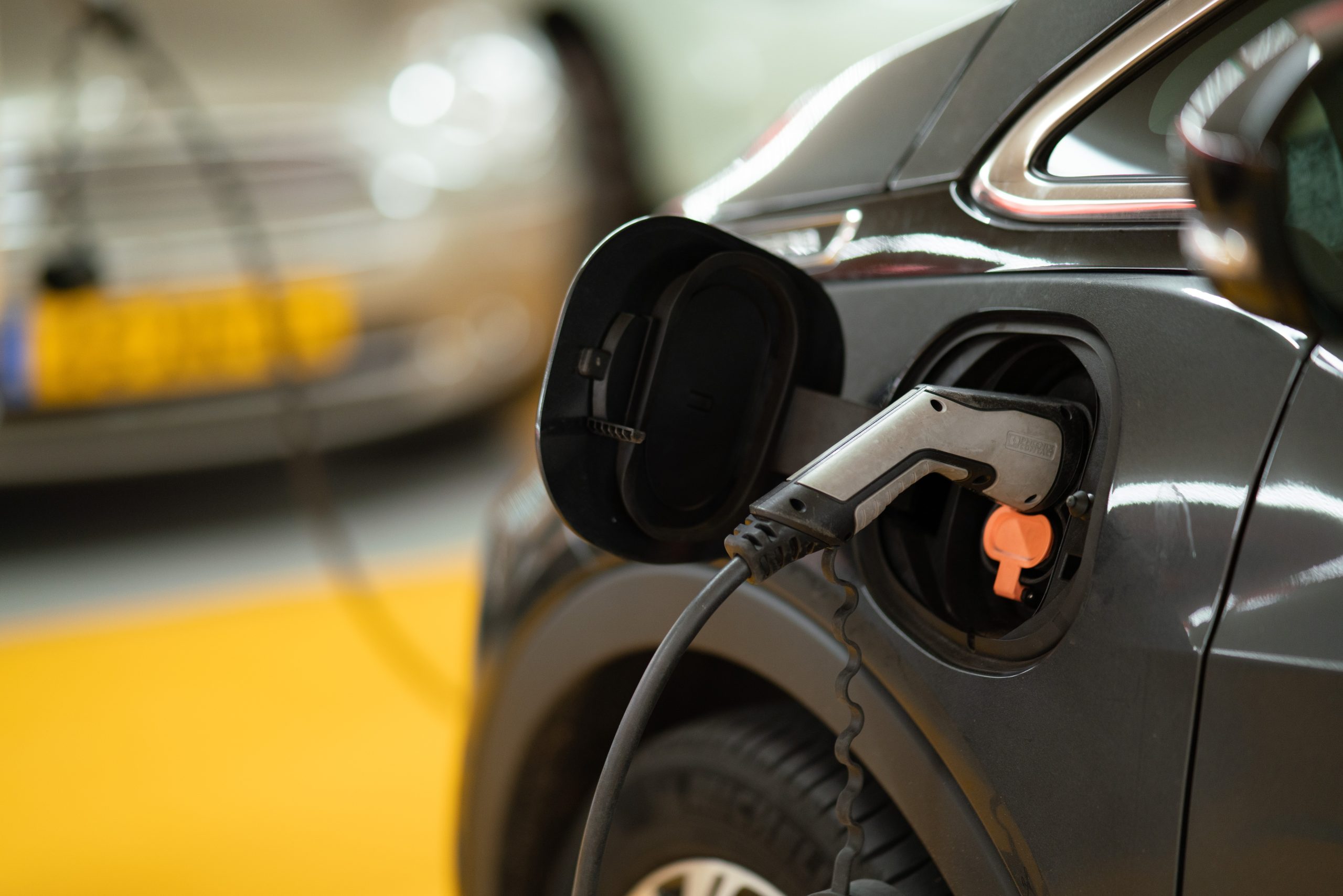 Danas počinje prijavljivanje za subvencije za kupovinu električnih vozila