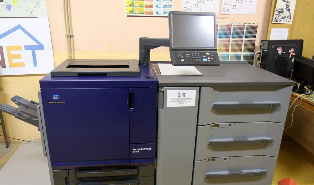 Politehnička škola unapređuje nastavu uz novu štamparsku mašinu