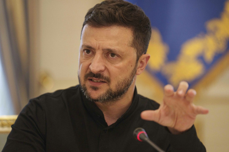 Zelenski potpisao sporni zakon! Ceo Kijev izašao na ulice (VIDEO)