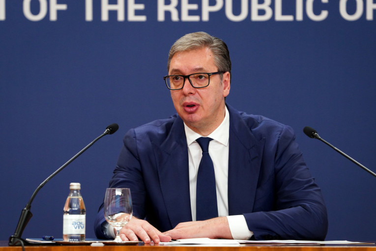 Vučić: Mržnja je mnogo snažnije osećanje od ljubavi, ali ljubav i vera uvek pobede mržnju
