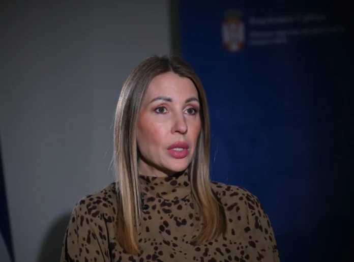 Dubravka Đedović Handanović: I “Petrohemija“ ide MOL-u, kupujemo pet odsto akcija NIS-a od Mađara