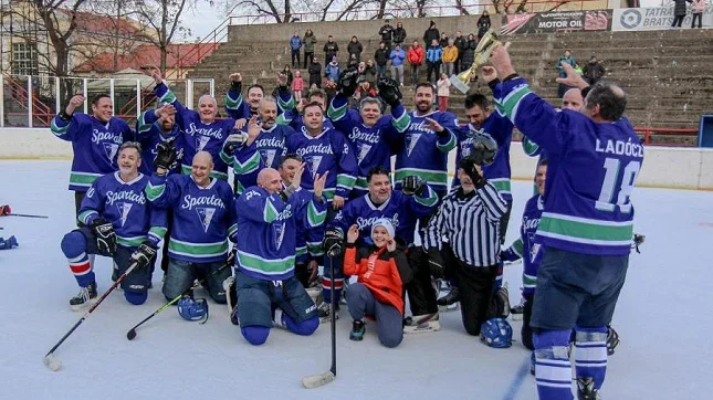 Hokej: Održan XX "Winter classic" - Spartak, Vojvodina I Noćne ptice najbolji