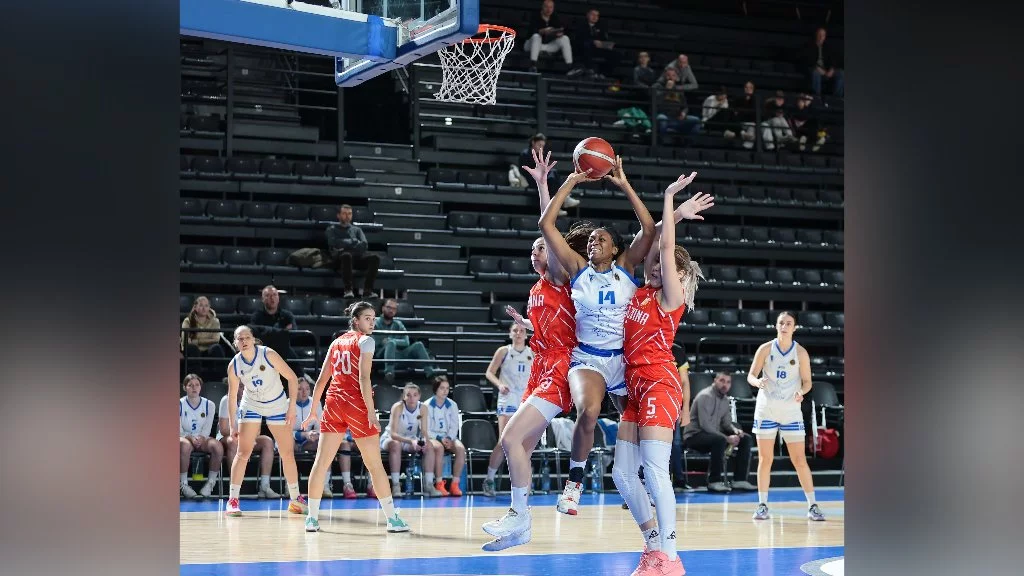 Košarkašice „Spartaka“ poražene od „Mege“