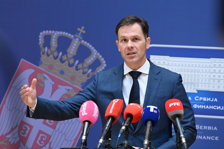 Mali: Prosečna plata u istoriji Srbije prvi put iznad 1.000 evra, uspeh svih građana