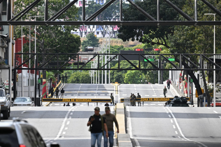 Drama u Venecueli: Otet ključni političar opozicije, Korina Mačado očajna