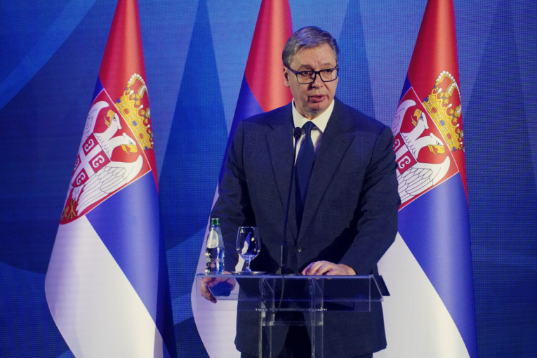 Vučić o N1 i Nova S: Posvađali su se oko novca partneri unutar iste medijske grupacije