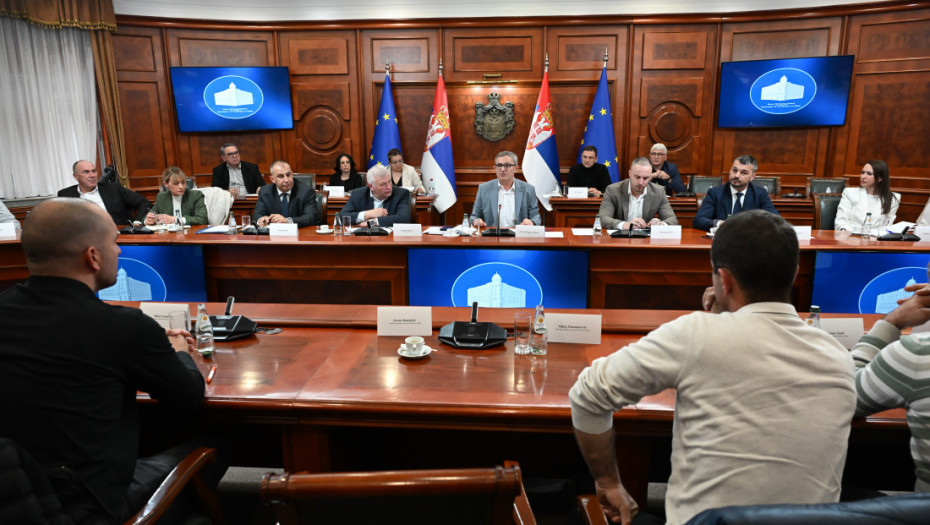 Ministar Glamočić sa mlekarima: Dogovorene konkretne mere za stabilizaciju tržišta