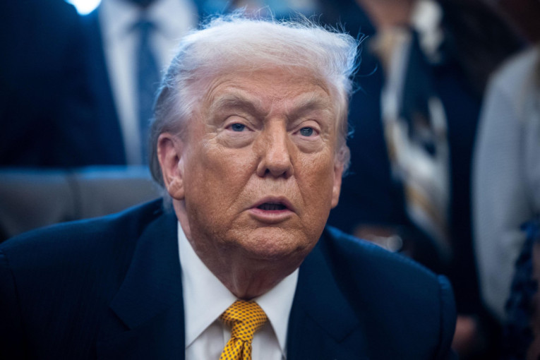 Tramp zapretio novom ofanzivom: Moramo da završimo posao u Iranu!