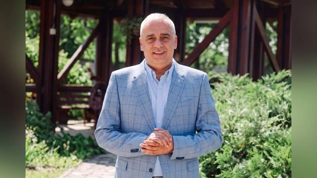 Vaskršnja čestitka gradonačelnika Stevana Bakića