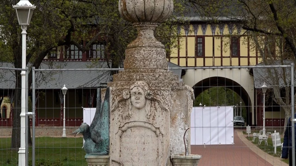 Počela obnova spomen-česme na Paliću