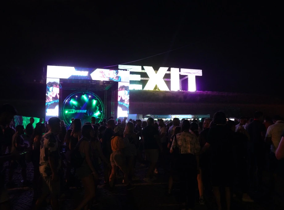 SKANDAL VEKA! Gazda EXIT-a Dušan Kovačević BESRAMNO je pravdao TERORIZAM i bombaške napade na Hram Svetog Save!