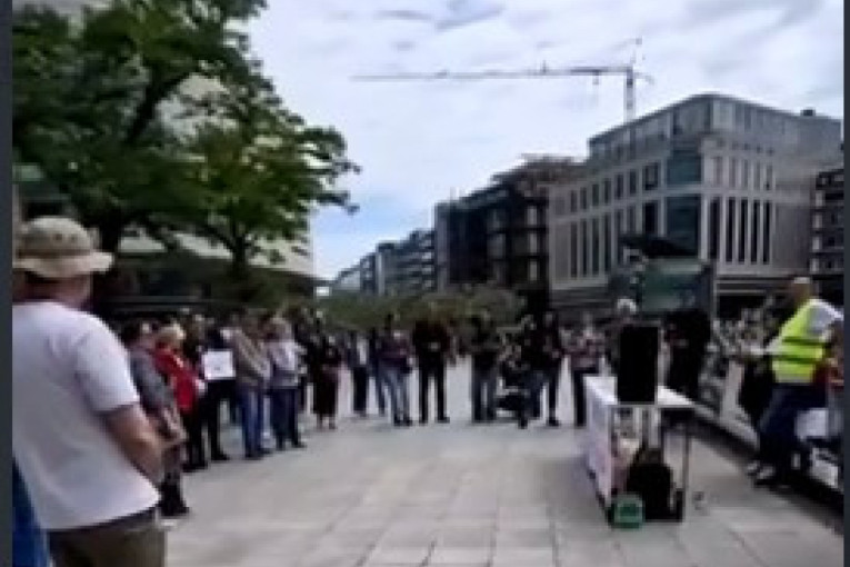 Blokaderima propao skup u Frankfurtu: Okupila se šačica ljudi