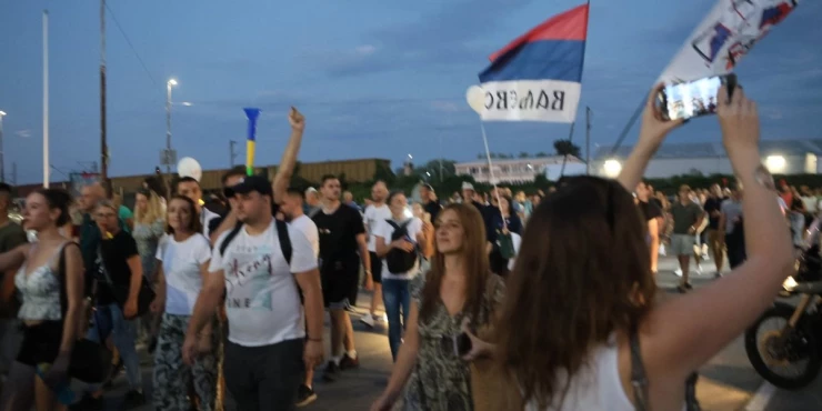 Provaljen pakleni plan blokadera: Tajna akcija "SUSS" - Vrbuju decu i maturante po Srbiji, a razlog je jeziv!