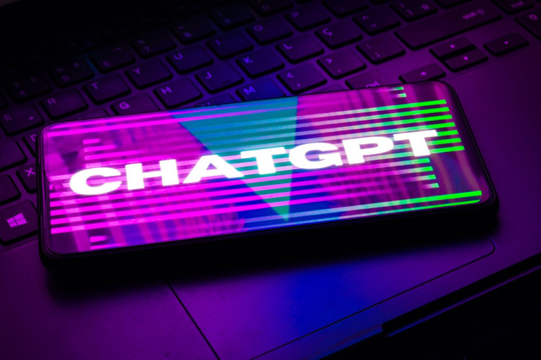 Stižu reklame na ChatGPT! Velika promena kreće 24. avgusta - evo ko će ih gledati, a ko neće videti nijedan oglas!