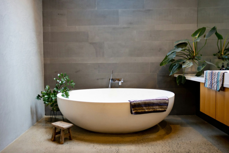Vreme je za promenu: Pet trendova u dizajnu enterijera koji će potpuno transformisati vaše kupatilo