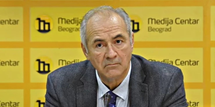 Profesore, oladi! Pajtić naredio udar na Lompara