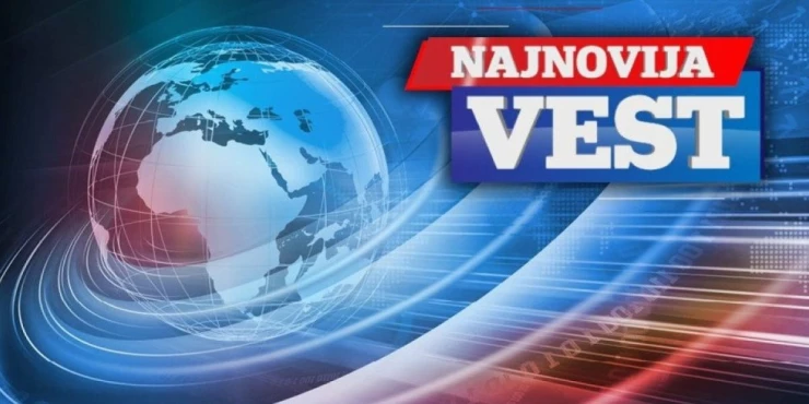 Blokader bacio topovski udar na zgradu Informera! Povređen snimatelj!