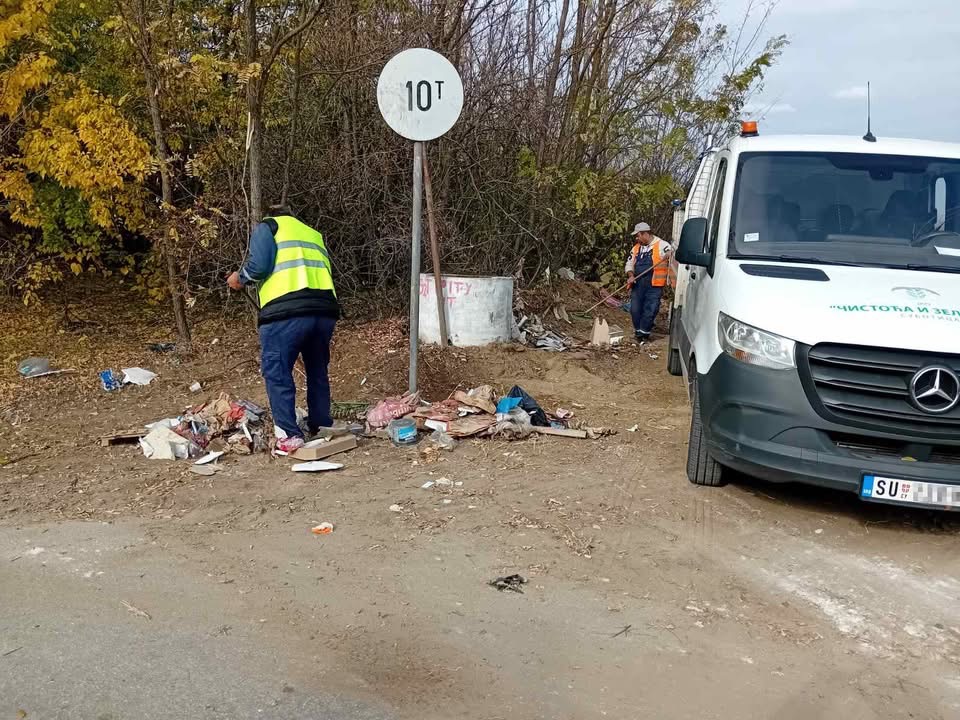Radnici „Čistoće i zelenila" uređuju javne površine nakon jesenje akcije u Hajdukovu