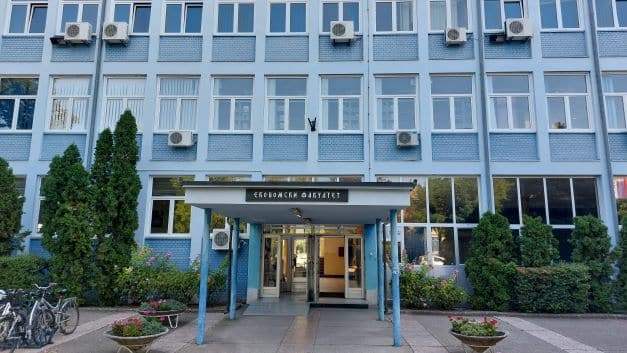Potpuni poraz blokadera na Ekonomskom fakultetu! Razum i želja za učenjem ispred blokada!