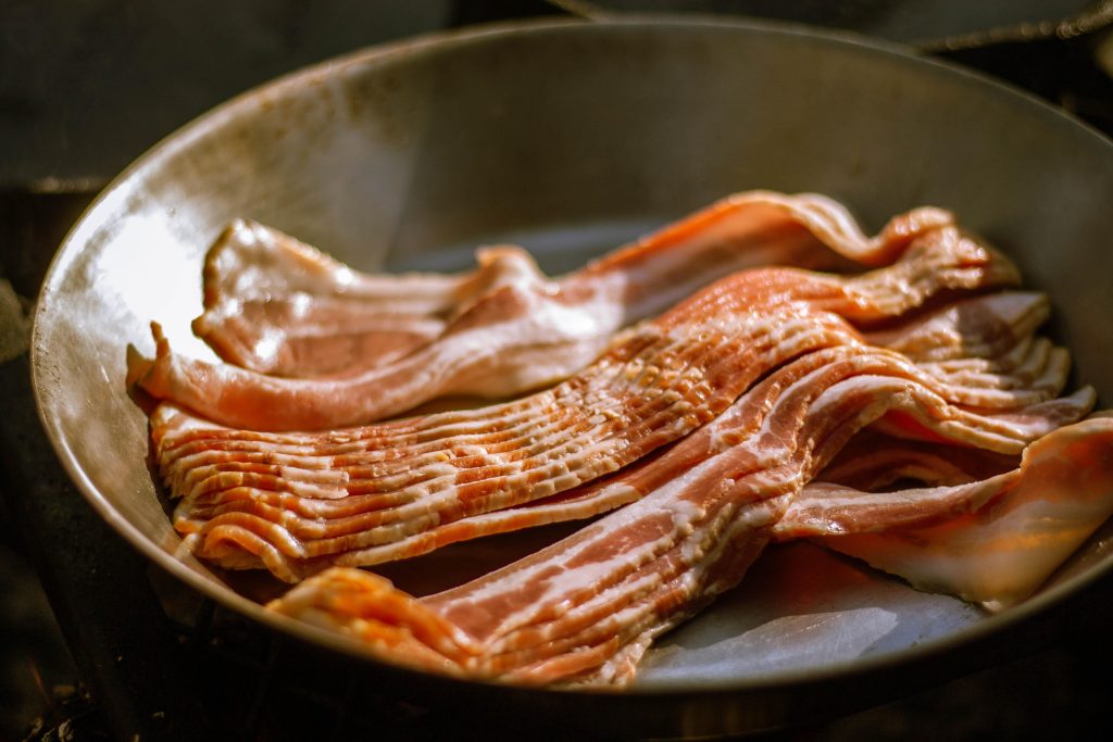 Slanina: zdravstvene prednosti i mogući rizici