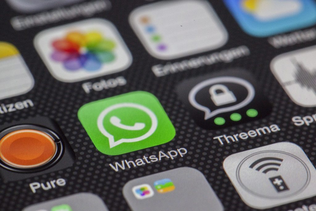 WhatsApp novi dizajn donosi Meta AI dugme