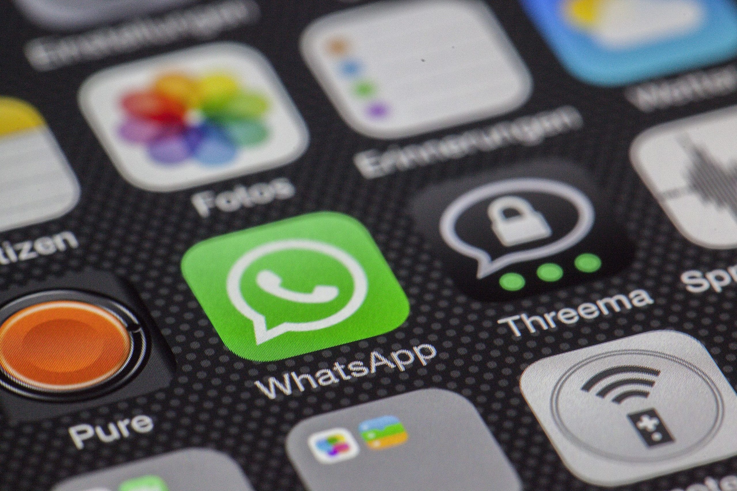 WhatsApp novi dizajn donosi Meta AI dugme