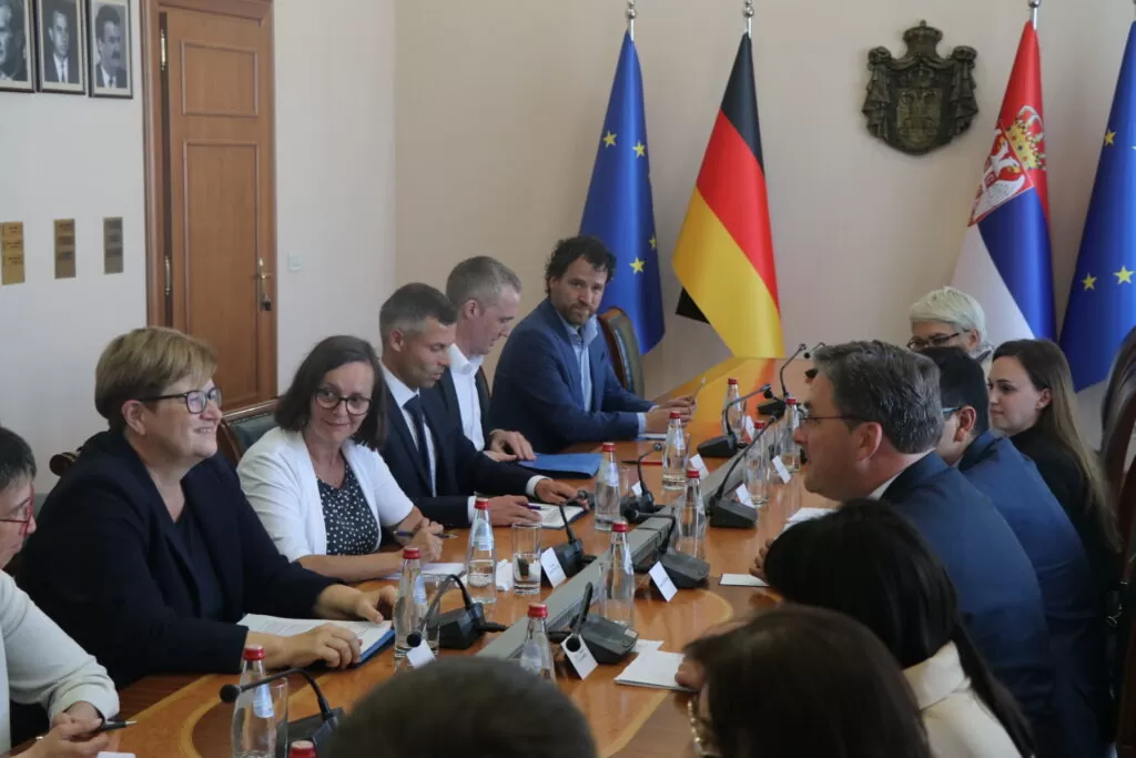 Nemačke kompanije zapošljavaju u Srbiji više od 80.000 radnika