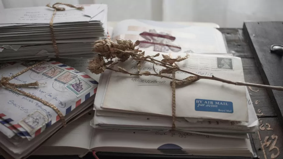 Škotski akademik ukrao 3.000 pisama iz nacionalnog arhiva zbog strasti prema filateliji