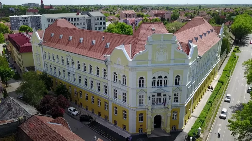 Hemijsko-tehnološka škola subotica