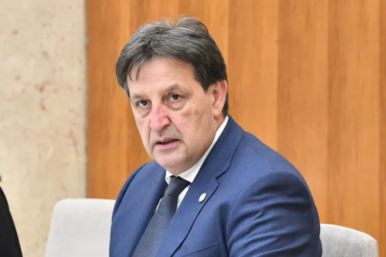 Albanci pucali na srpsku vojsku, istraga u toku! Gašić - Niko se nije zabrinuo za 180 napada na našu vojsku