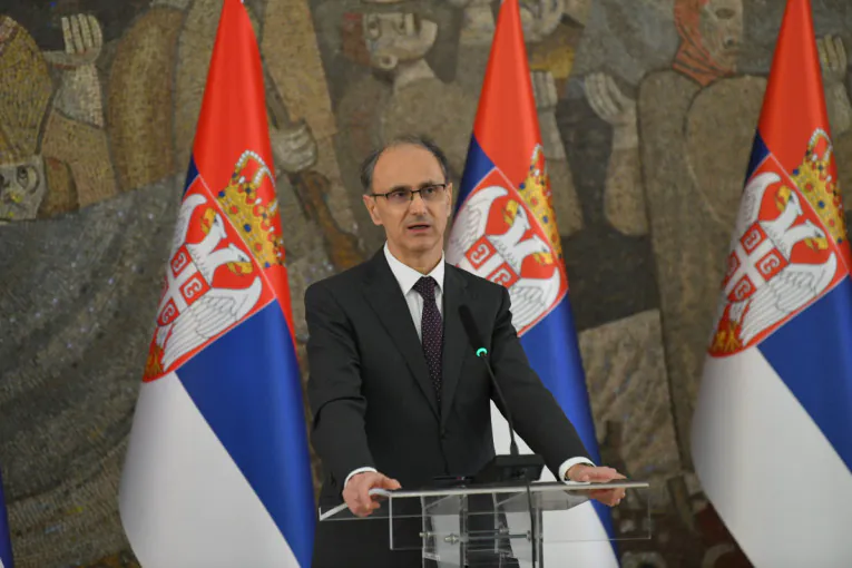 Premijer Macut otkrio: Više od 218.000 prijava za legalizaciju, građani veruju državi