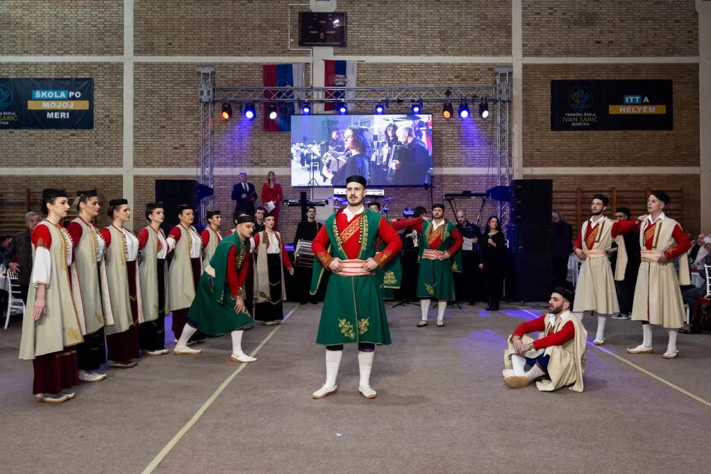 Pesmom, običajima i zajedništvom obeleženo „Hercegovačko veče“ u Subotici