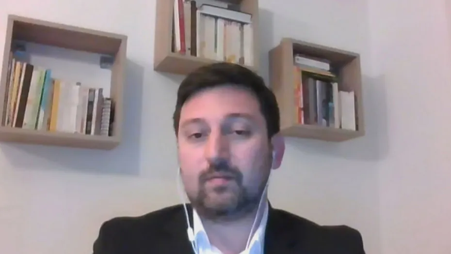 Francuska pod pritiskom rasta cena goriva: Mere vlade, nezadovoljstvo građana i globalne posledice krize