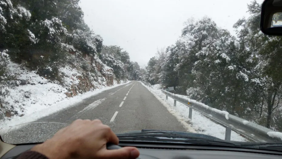 RHMZ objavio upozorenje- Sutra hladnije sa kratkotrajnim pljuskovima, u pojedinim delovima zemlje padaće sneg