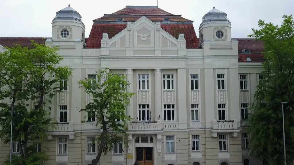 Decenija ozbiljnih ulaganja u subotičku Tehničku školu : Od oronule fasade do evropskih standarda