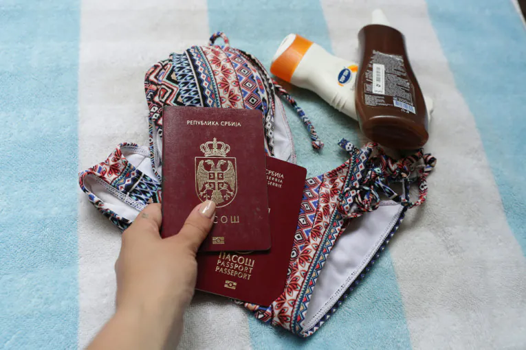 Koliko praznih stranica mora da ima pasoš za putovanje?