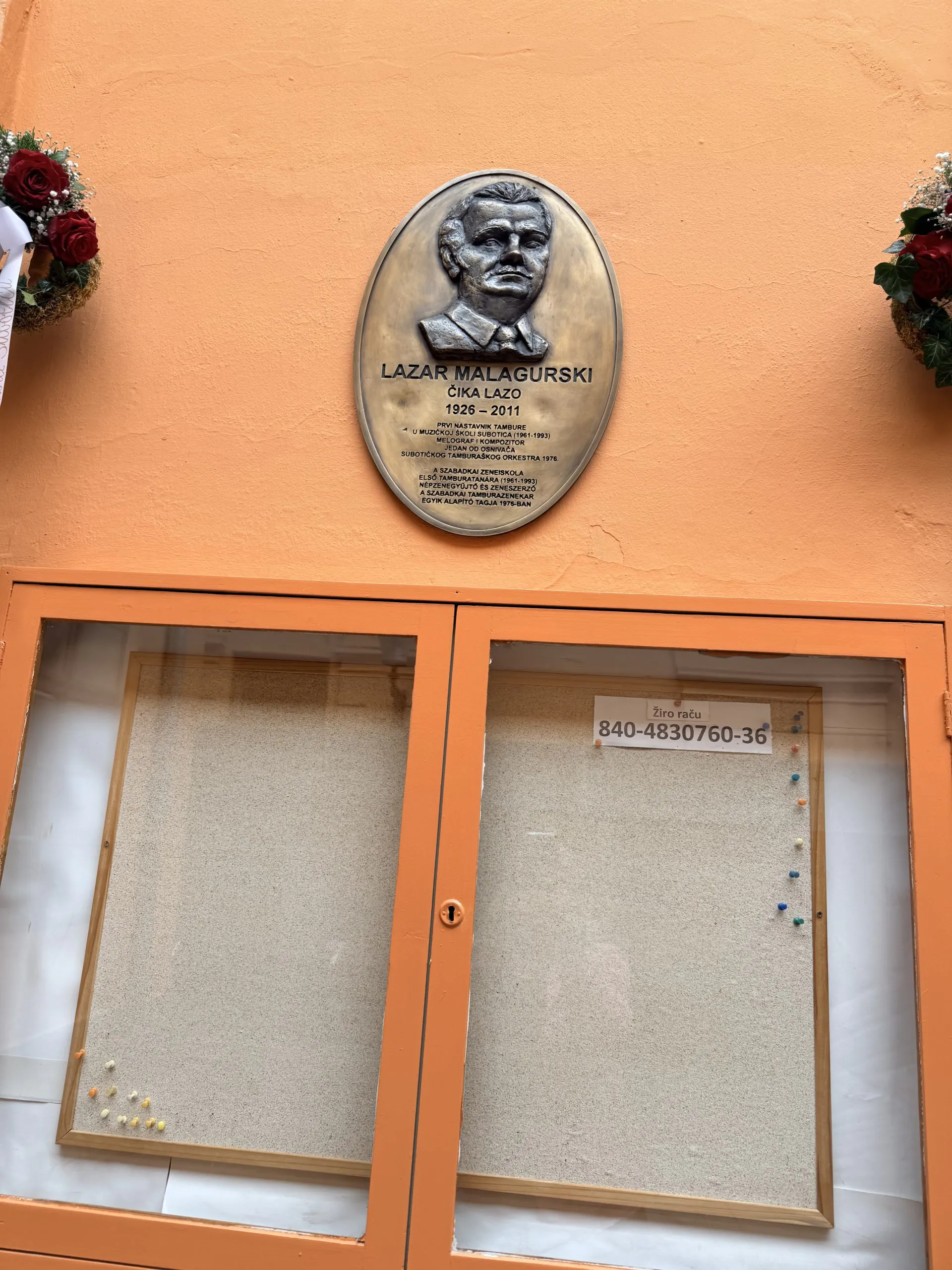 U atriju Muzičke škole otkrivena ploča čoveku koji je tamburi dao akademski dom