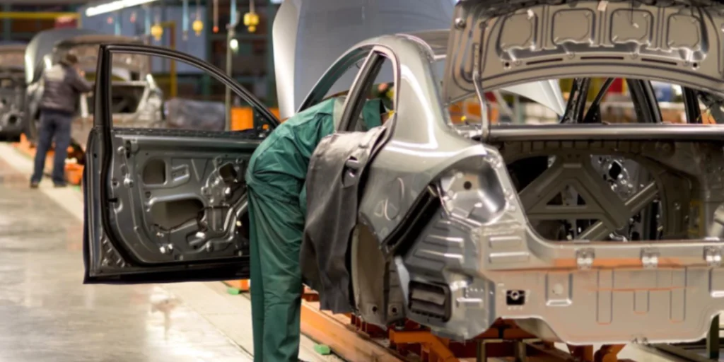 Katastrofa u nemačkoj auto industriji: Svaki treći radnik bez posla