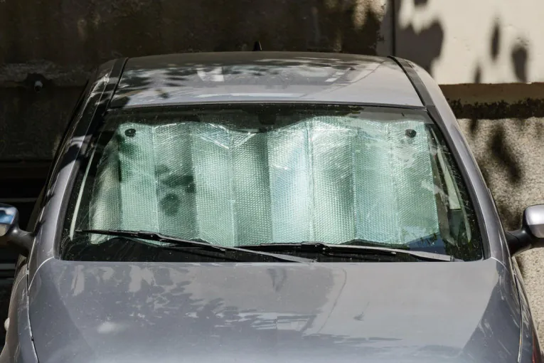 Mnogi vozači pogrešno koriste zaštitu od sunca: Evo na koji način se najbolje rashladi