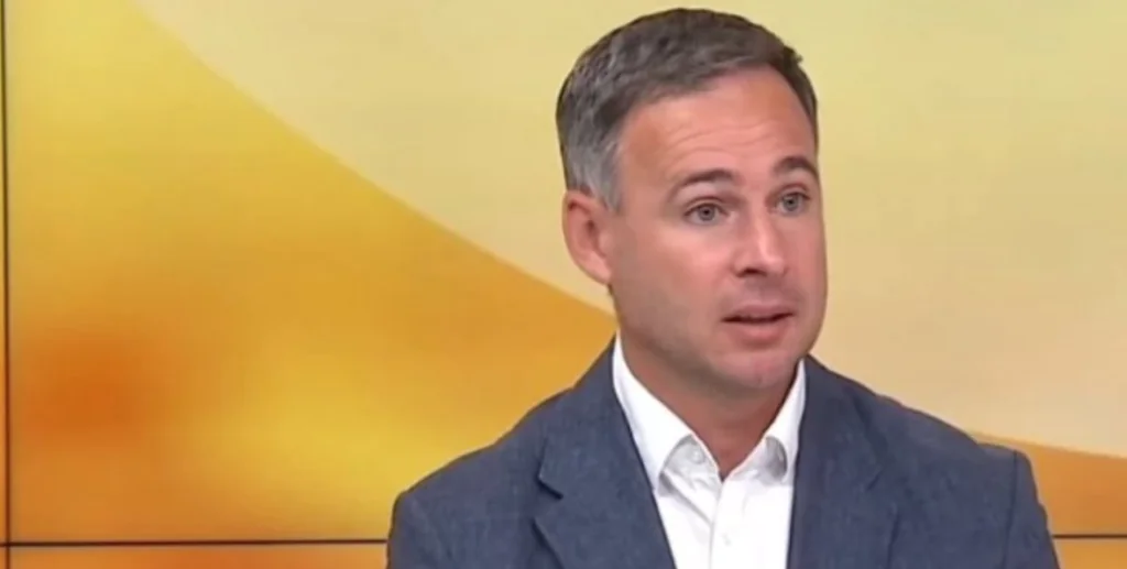Aleksić totalno pukao: Prvo bežao od izbora kao đavo od krsta, a sad kuka usred parlamenta (VIDEO)