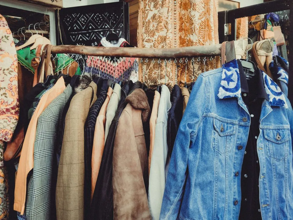 10 komada garderobe zbog koje izgledaju skuplje nego što jesu – stil koji nikada ne izlazi iz mode