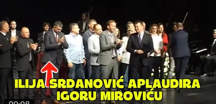 (VIDEO) SNIMAK NE LAŽE! Evo ko je Ilija Srdanović, nosilac blokaderske liste – OD APLAUZA SNS-u DO OPOZICIONOG LIDERA
