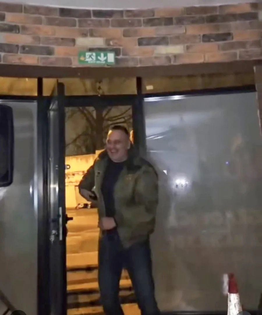 Ko je Ilija Mićić, suprug aktivistkinje Kreni-Promeni koji je učestvovao u sukobu sa Šapićem?