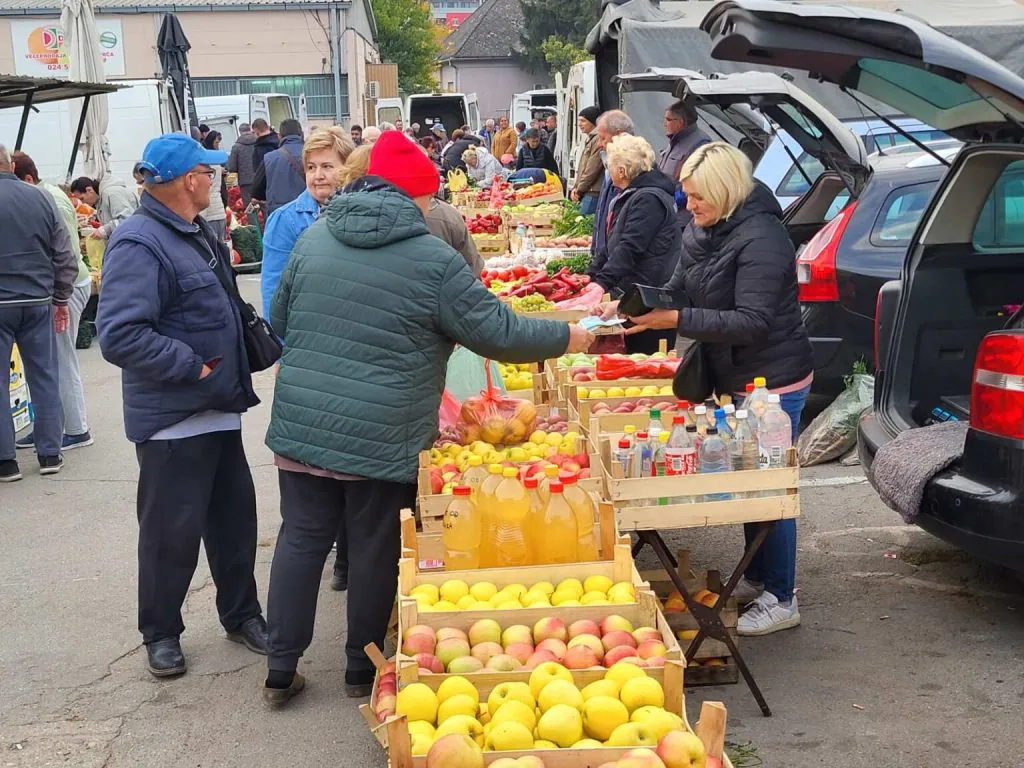 Domaći proizvodi, jesenje boje i pomoć onima kojima je najpotrebnija: Vašar zimnice ponovo na Kvantašu